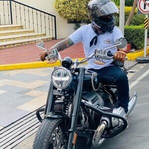 Meet your Posher, Paul christian